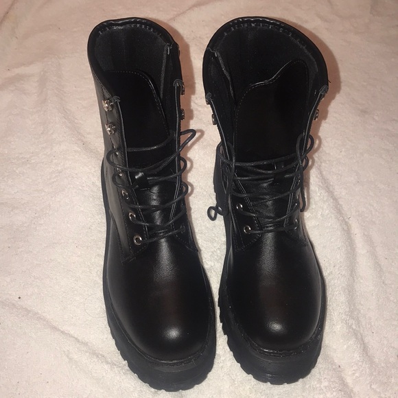 Platform boots - Picture 3 of 4